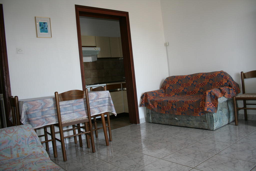 Apartments Santa Barbara Biograd Na Moru Room photo